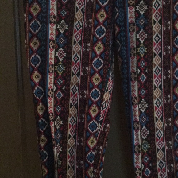 Aztec design leggings - Picture 3 of 3